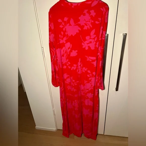 Red and Pink Floral Maxi Dress - Picture 5 of 6